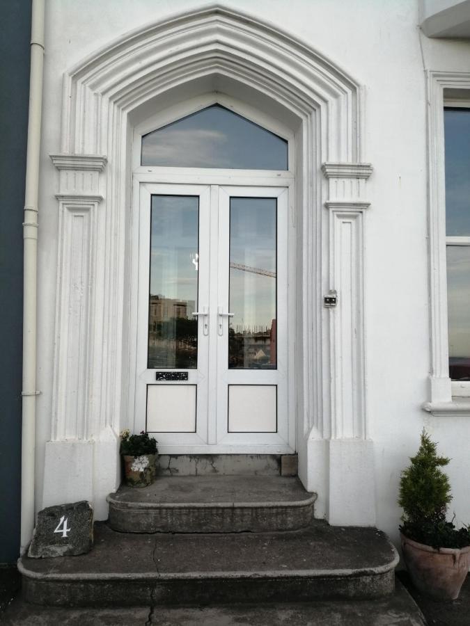Mervue Apartment, 4 Causeway View, Portrush Exterior photo